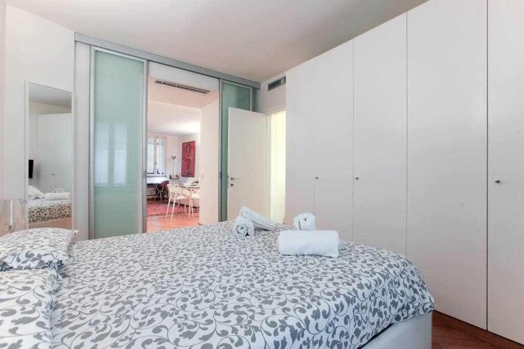 Brera Area Lovely Apt Close To Piazza Duomo Leilighet Milano Eksteriør bilde